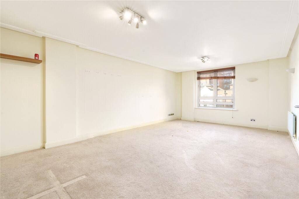 2 bedroom apartment for sale in Templar Court, St John's Wood Road, St John's Wood, London, NW8